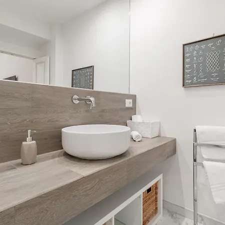 H11 The Kingdom's Centro-sanremo 公寓 圣雷默