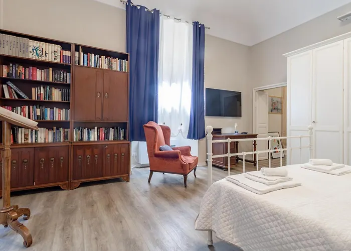 H11 The Kingdom's Centro-sanremo Lägenhet